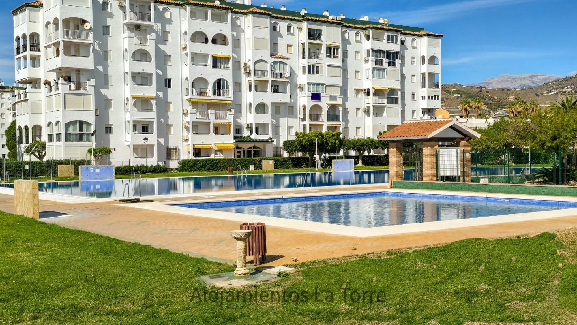 Laguna Beach Premium - Alojamientos La Torre Torrox Dış mekan fotoğraf